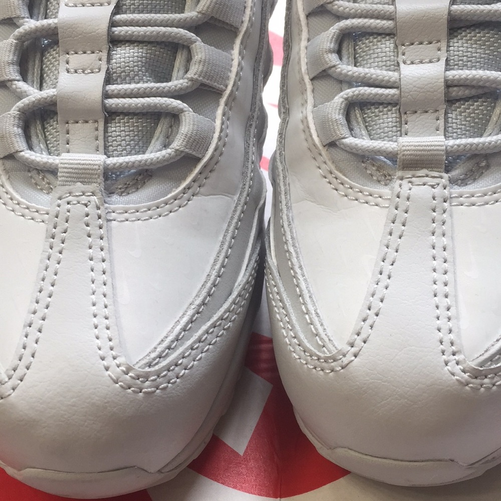 🚫SOLD🚫Nike Airmax 95 LX - Picture 2 of 7